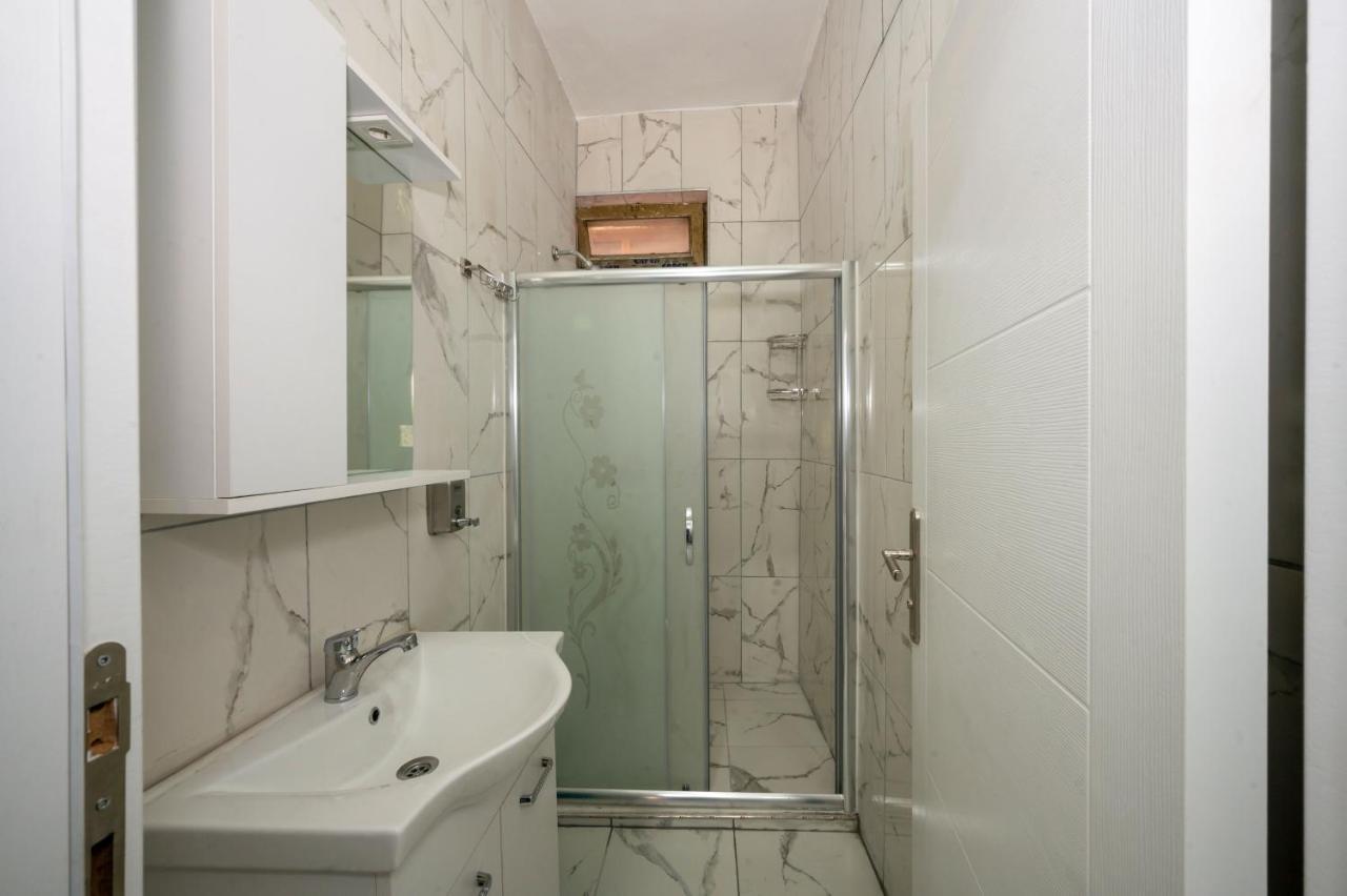 Xalila Hostel & Cafe Ladies Room Стамбул Экстерьер фото